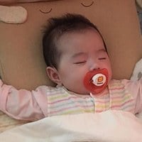 cani airwave枕頭--每次睡醒我的頭因為流汗都溼溼的， 換了這個問題就解決囉